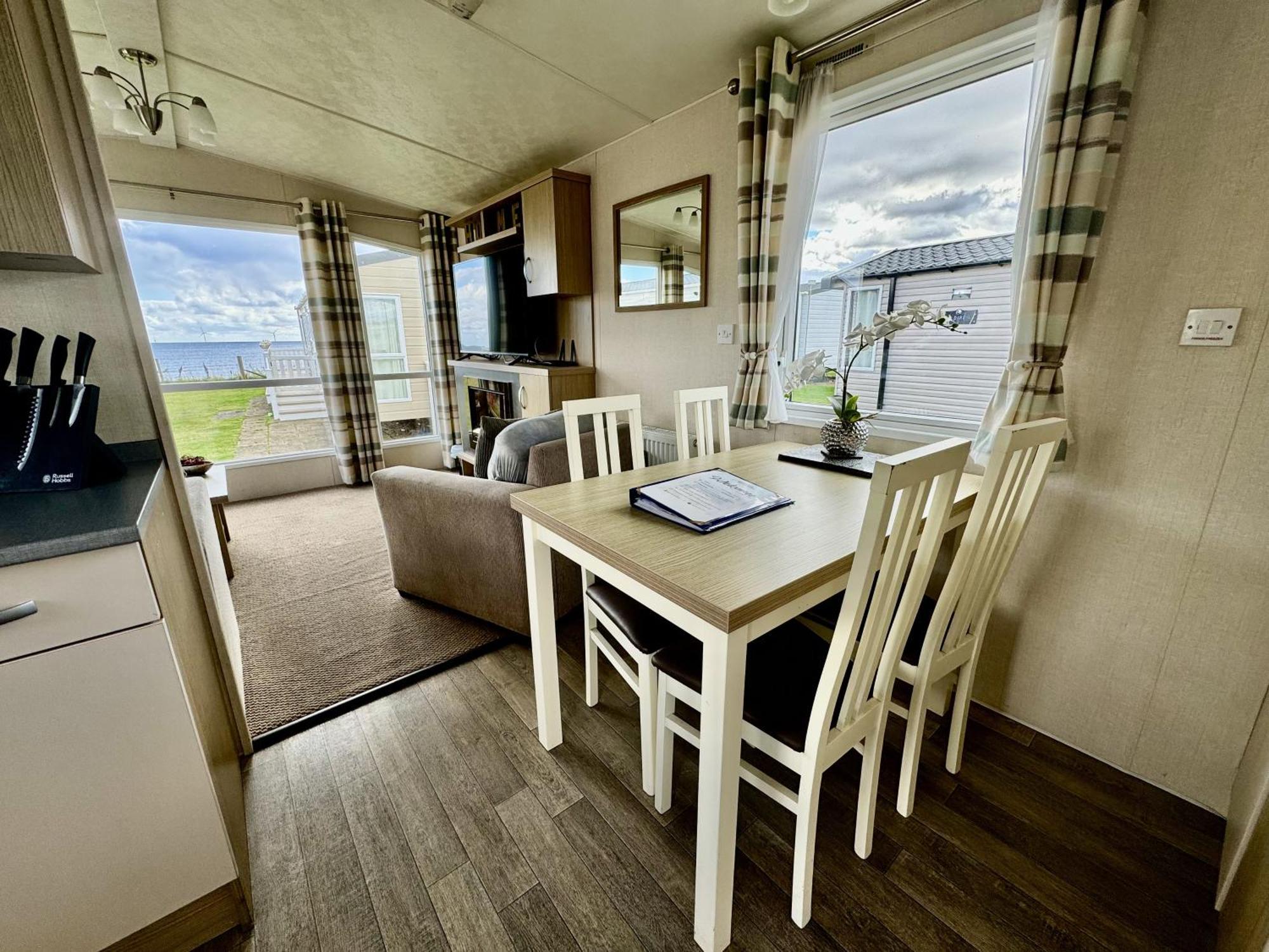 New Sea View Platinum Caravan With Huge Decking Newcastle upon Tyne Exteriér fotografie
